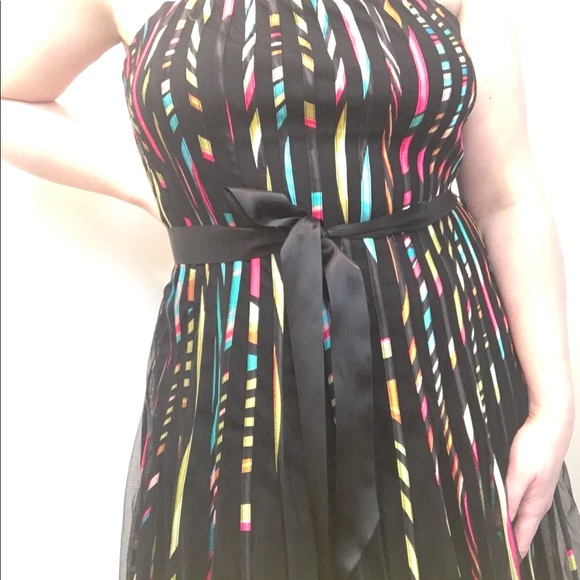 Frank Lyman Design Dresses & Skirts - HOST PICK! 🌈 Frank Lyman cocktail dress